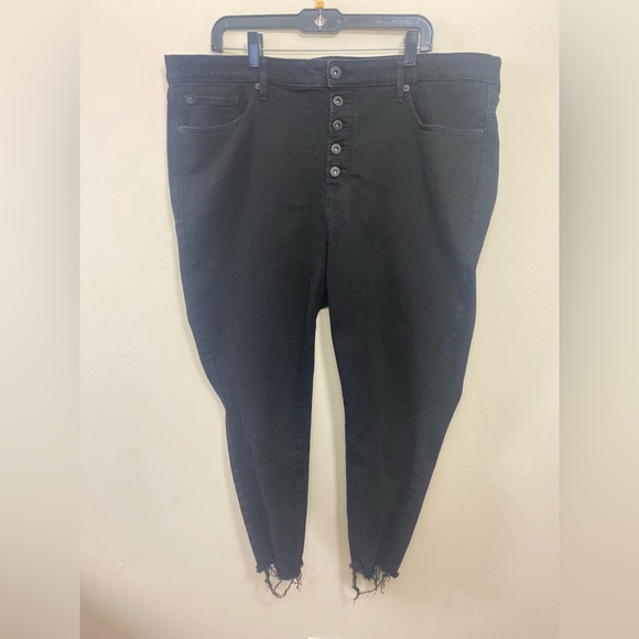 Torrid Jeans Womens Size 24R Black Sky High Skinny Distressed Stretch Button Fly - Picture 1 of 16